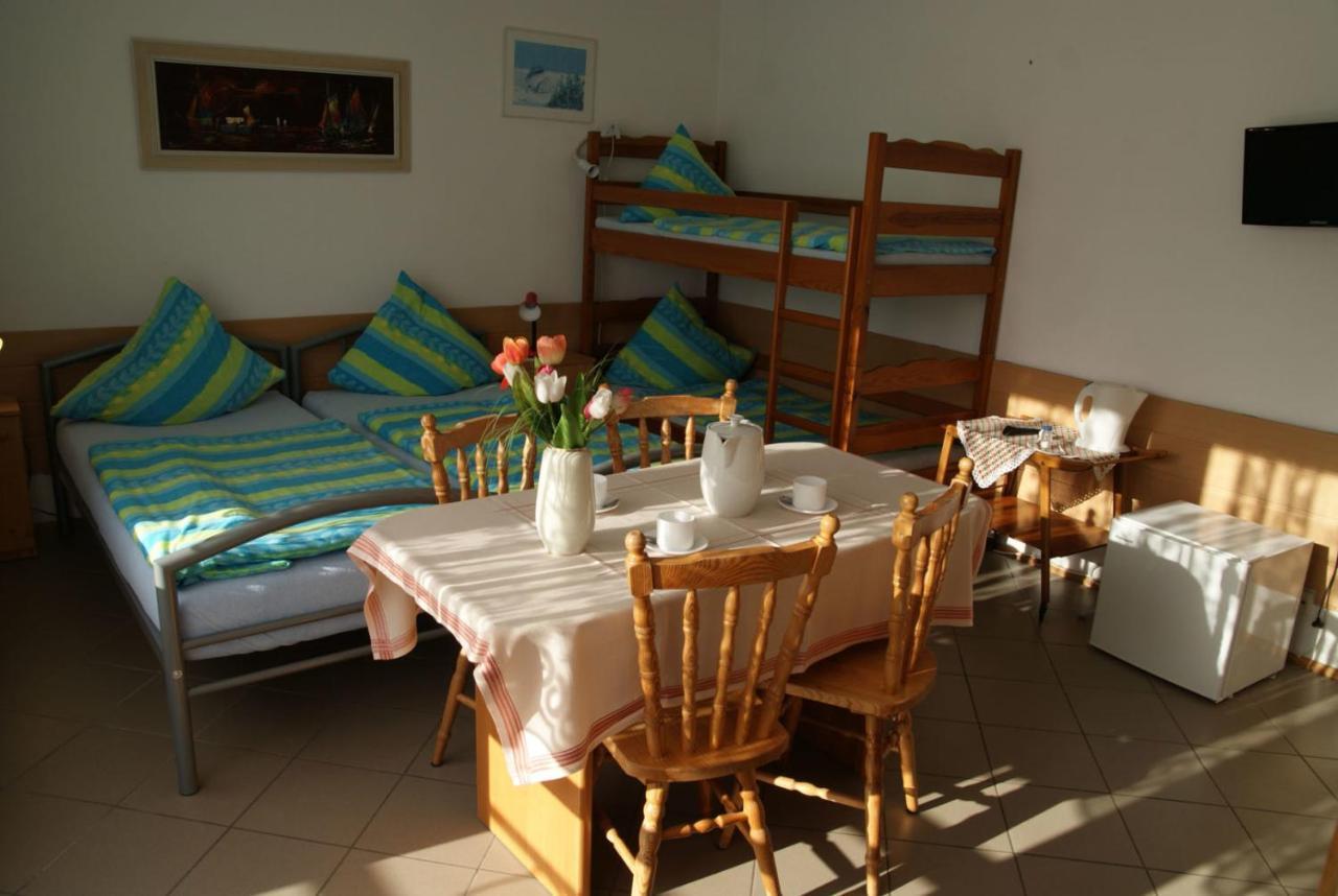 Dom Sonia Appartement Niechorze Buitenkant foto